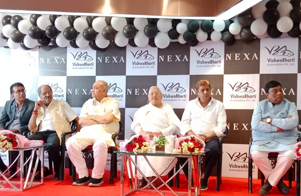 मारूति आटोमोबाइल ने राजधानी रायपुर में अपने नये नेक्सा शो रूम का शुभारंभ करने के लिए ब्रह्माकुमारी कमला दीदी जी को मुख्य अतिथि के रूप में आमंत्रित किया।