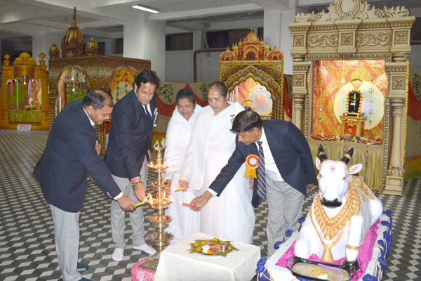 परमात्मा के दिव्य अवतरण की यादगार है महाशिवरात्रि...ब्रह्माकुमारी हेमलता दीदी