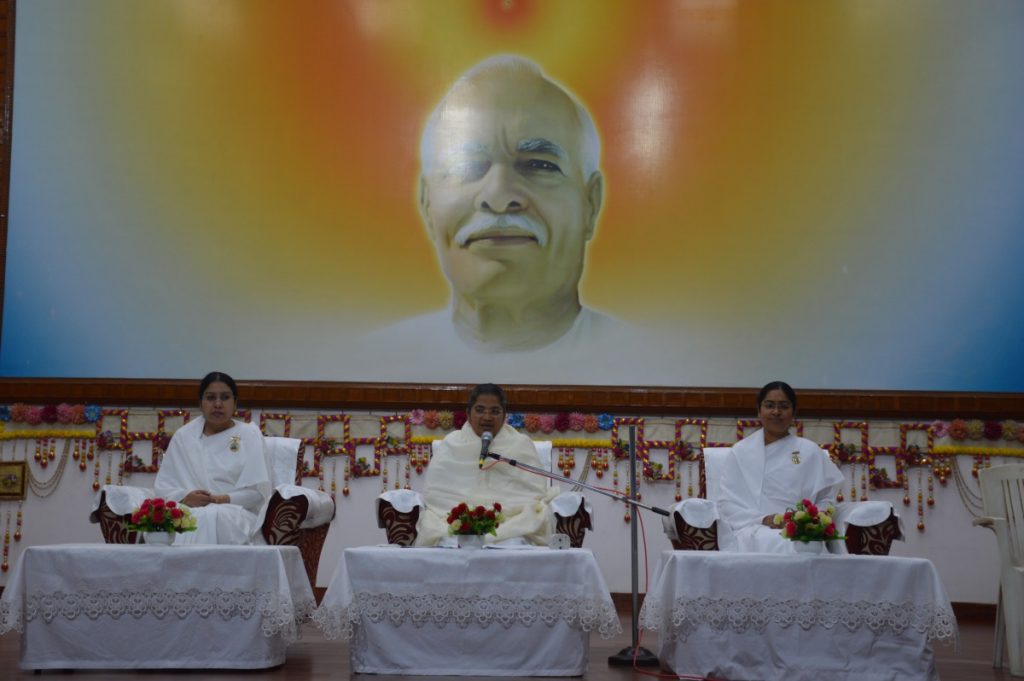 प्रशासक सेवा प्रभाग के प्रशिक्षण कार्यक्रम में भाग लेने रायपुर आए सदस्यों का शानदार स्वागत...