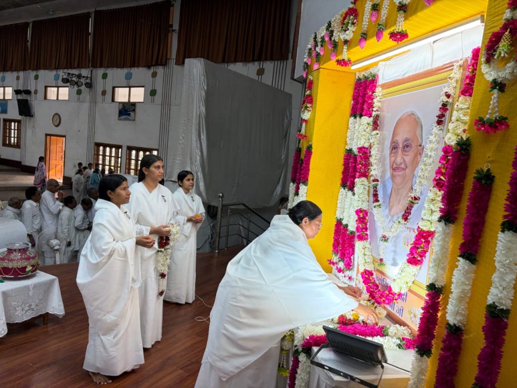 दादी रतनमोहिनी जी  -  प्रथम पुण्यतिथि